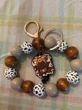 Beaded Wrist Keychain Set - Turquoise & Neutral Mix